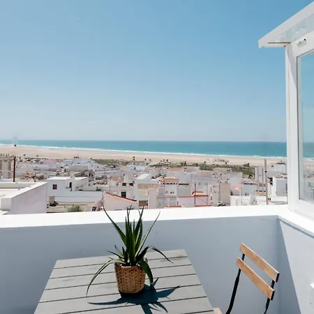 Aparthotel La Vista *